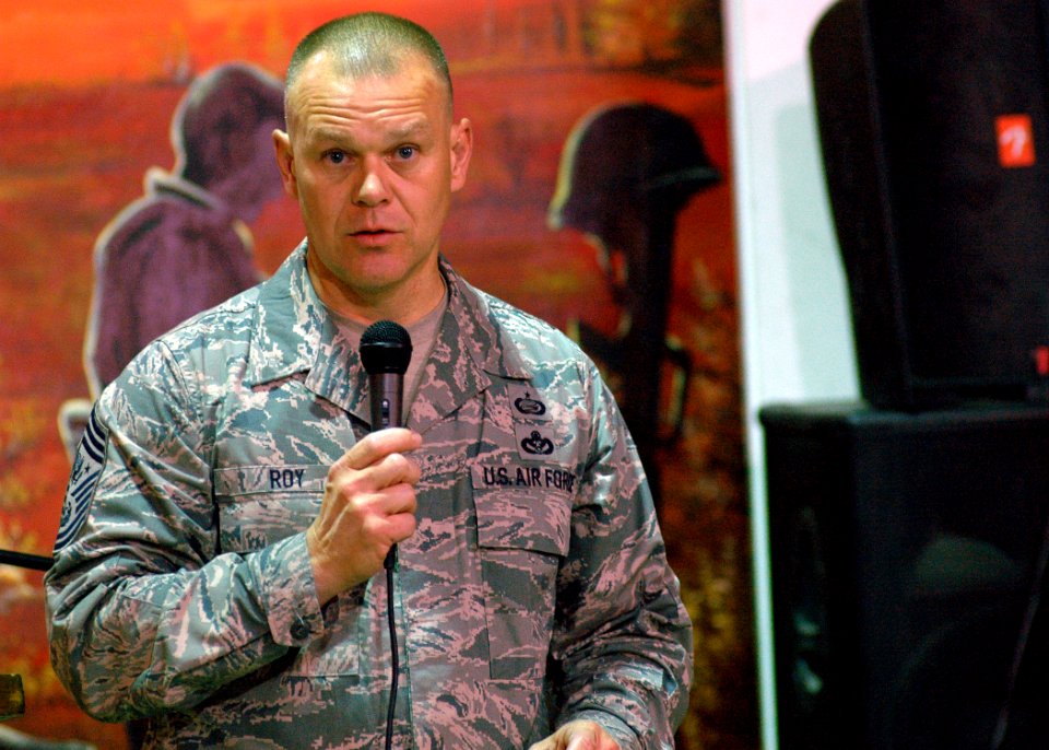 CMSAF Roy talks with Airmen (4730371366)