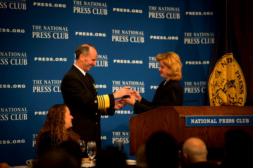 CNO Adm. Jonathan Greenert recieves a gift. (8205187099)