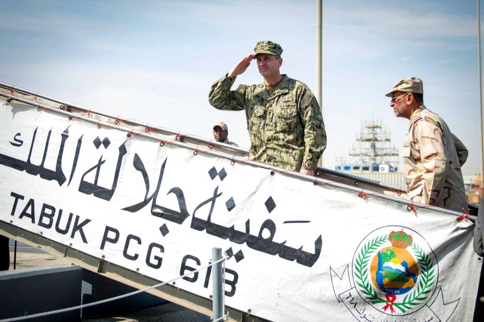 CNO Adm. Greenert boards HMS Tabuk. (8471155814)