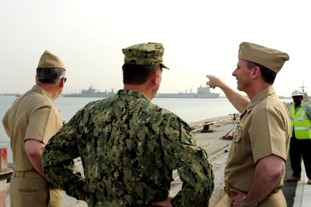 CNO Greenert US 5th Fleet engagement visit 120328-N-WL435-211