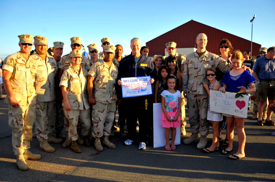 CNO attends MAREXSECRON-3 homecoming 110804-N-ZB612-221