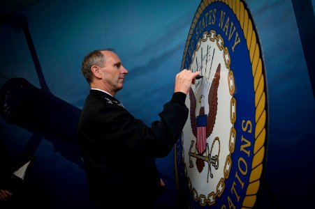 CNO visits Lockheed Martin undersea systems facilities 131114-N-WL435-080