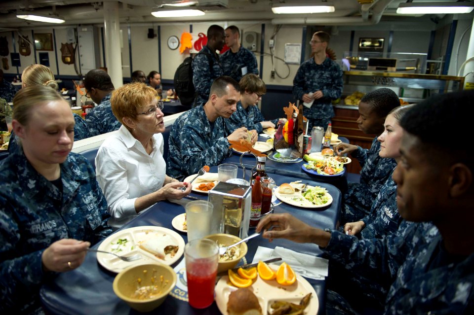 CNO visits sailors 131128-N-WL435-559