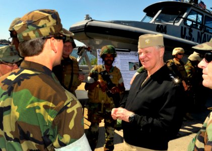 CNO visits Joint Expeditionary Base Little Creek-Fort Story 100429-N-FI224-122