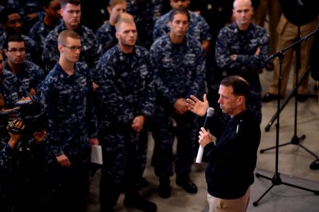 CNO holds an all-hands call. (21744453303)