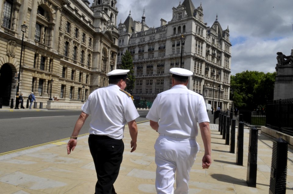 CNO visits UK 110613-N-ZB612-075