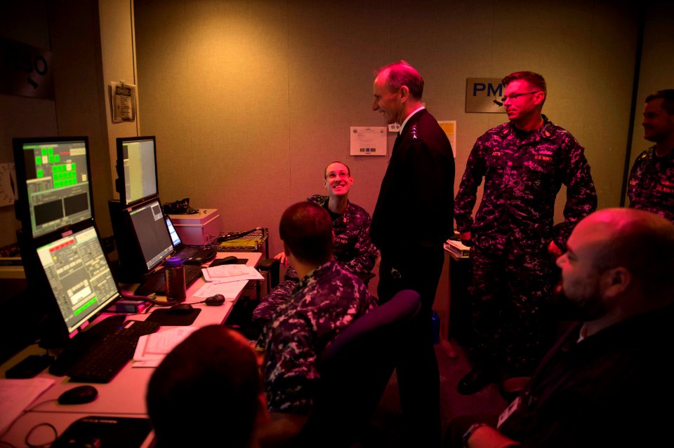 CNO visits Lockheed Martin undersea systems facilities 131114-N-WL435-058