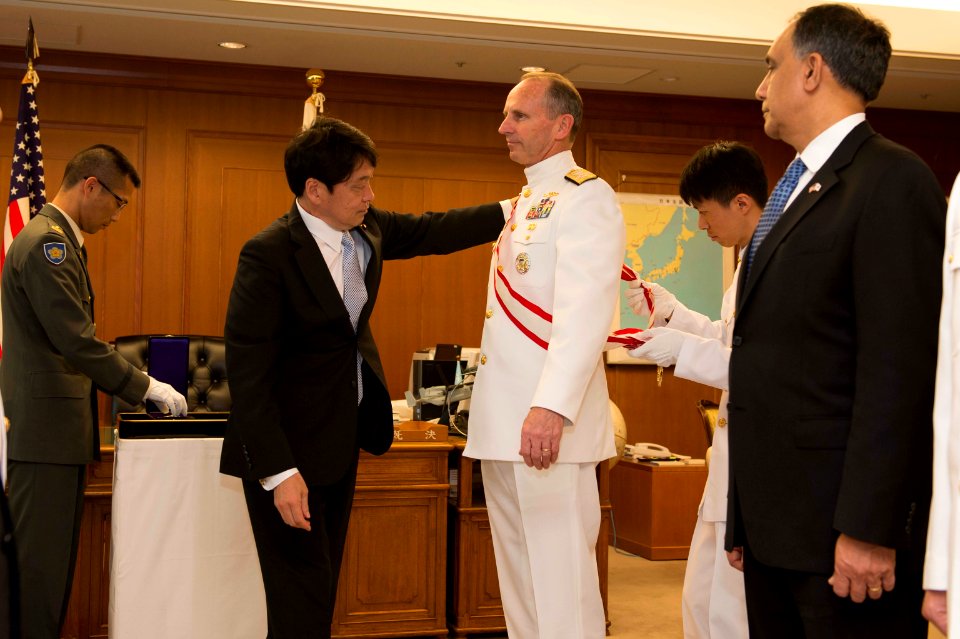 CNO visits Japan 140526-N-WL435-297