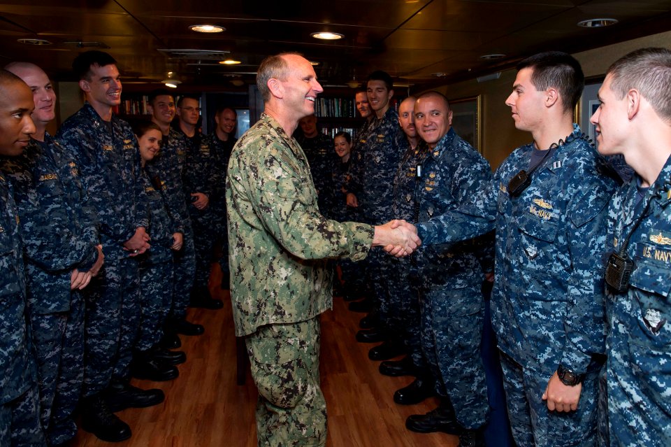 CNO visits sailors 131128-N-WL435-053