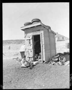 Coal shed of Alfonso Cabral, miner. Calumet Fuel Company, Delcarbon ^2 Mine, Delcarbon, Huerfano County, Colorado. - NARA - 540373