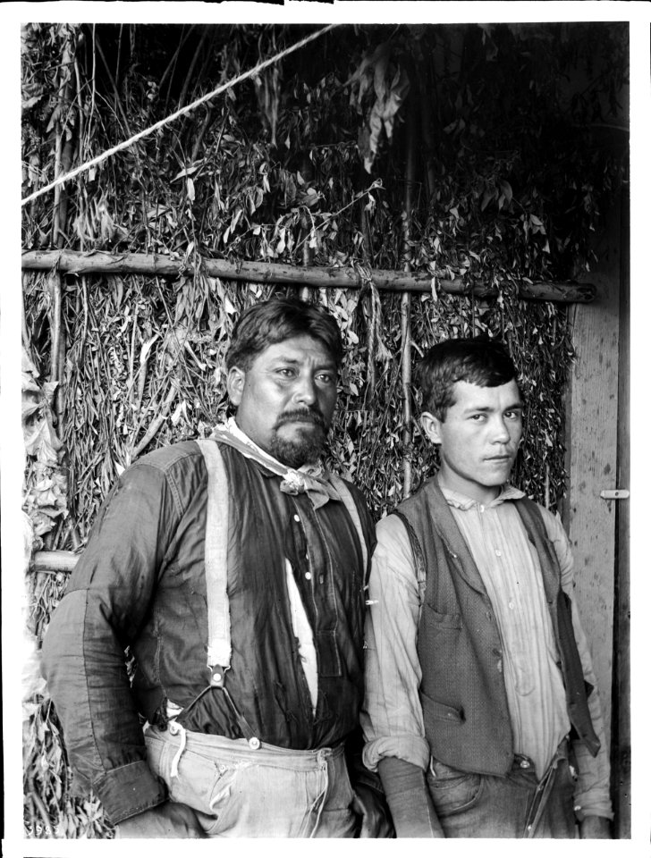 Coahuilla Indian father and son, Pala, California, ca.1905 (CHS-3985)