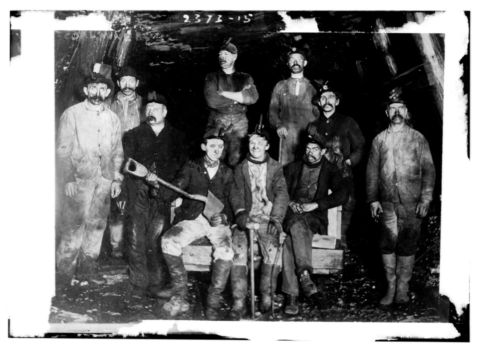 Coal miners LCCN2014690192