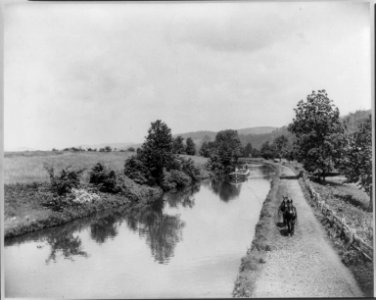 Coal transportation LCCN2004668361