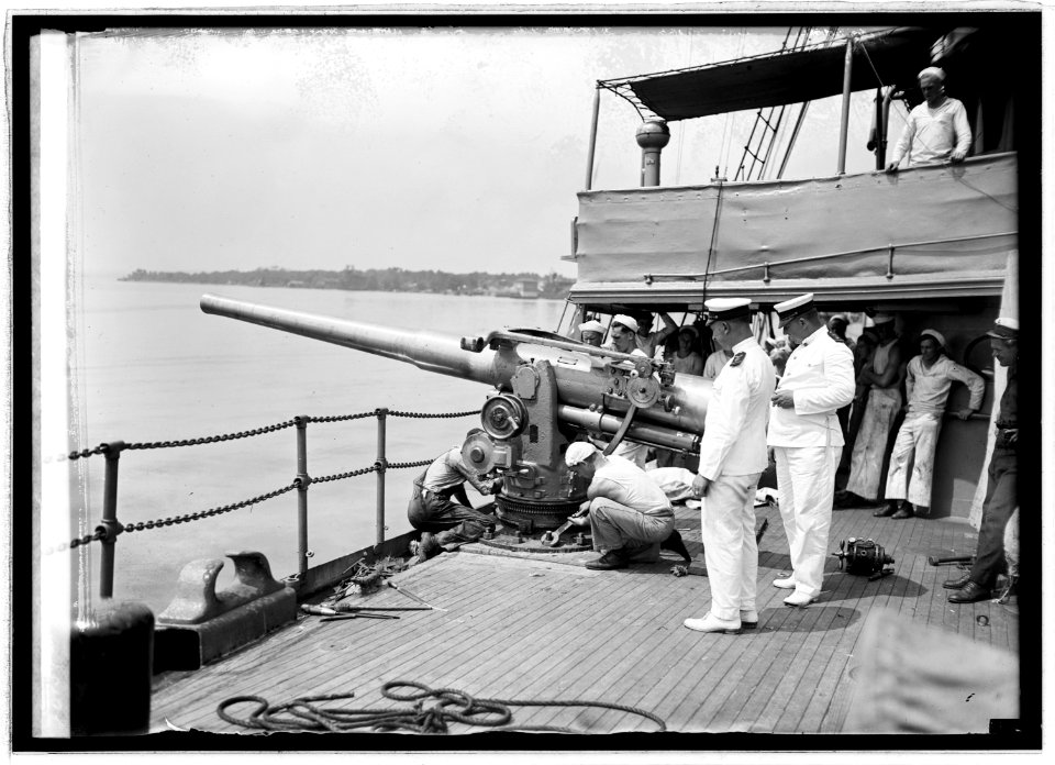 Coast Guard Cutter Seneca, (8-4-22) LCCN2016846616