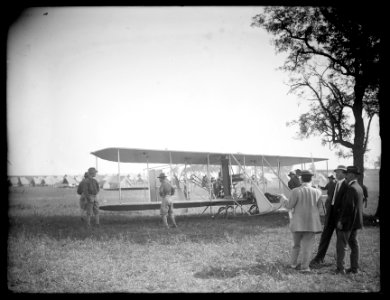 Bi-plane LCCN2016824421