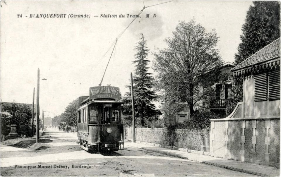 BF-tram-station