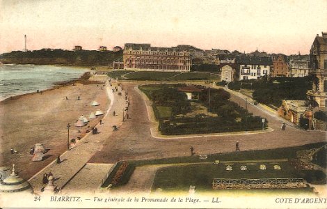 Biarritz-Vue générale de la Promenade de la Plage-LL 24 photo