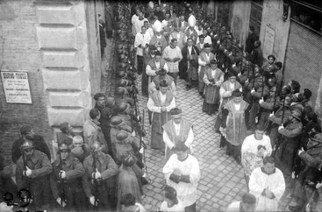 Biblioteca Federiciana, Alberto Eusebi, Fano, Consacrazione nella Cattedrale di Fano e Corteo per la Città di S.E. Rev.mo Mons. Vincenzo Del Signore a Vescovo di Fano, 1938, gelatina a sviluppo