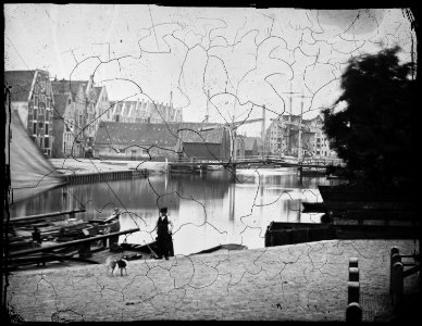 Bickersgracht, Gezien in noordelijke richting vanaf het pleintje achter de Eilandskerk naar brug nr 315, 1861 (max res) photo