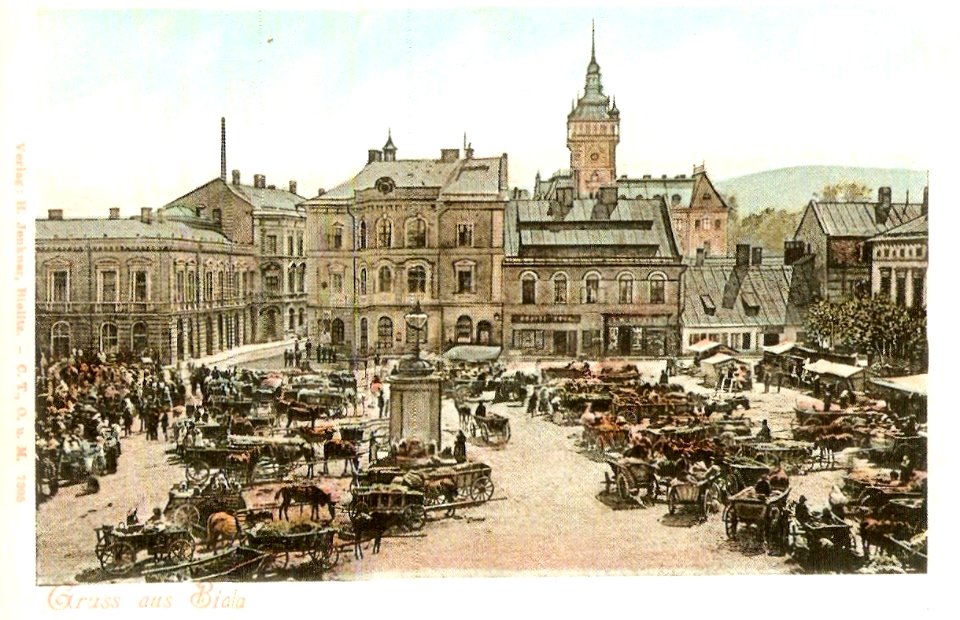 Bielsko-Biała, Wojska Polskiego Square 1900