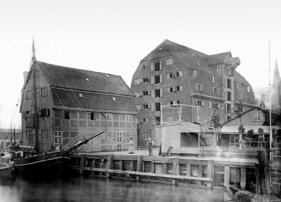 Bielenbergsche Speicher an der Packhausstraße (später Wall 63) (Kiel 44.629)