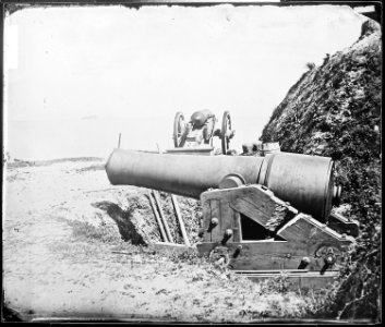 Big Guns near Ft. Sumter, S.C - NARA - 529958 photo