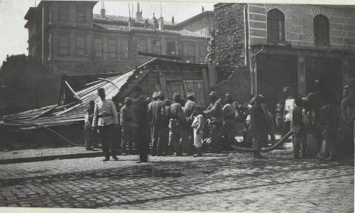 Bilder vom Riesenbrand in Stambul. (August 1918.) (BildID 15675501)