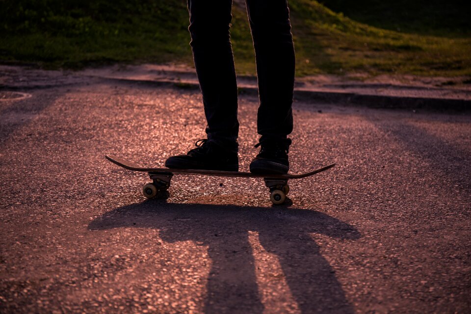 Boarding boy city