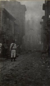 Bilder vom Riesenbrand in Stambul. (August 1918.) (BildID 15675627)