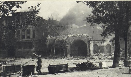 Bilder vom Riesenbrand in Stambul. (August.1918.) (BildID 15675480)