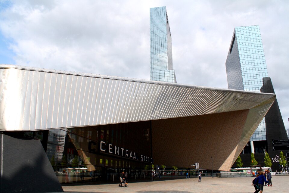 Station design rotterdam