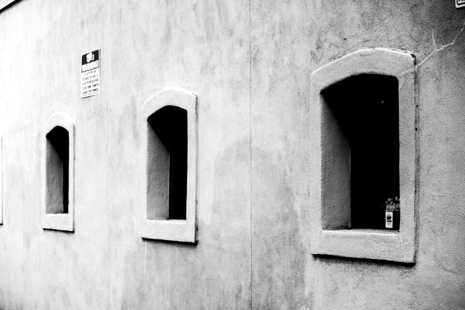 Window house construction
