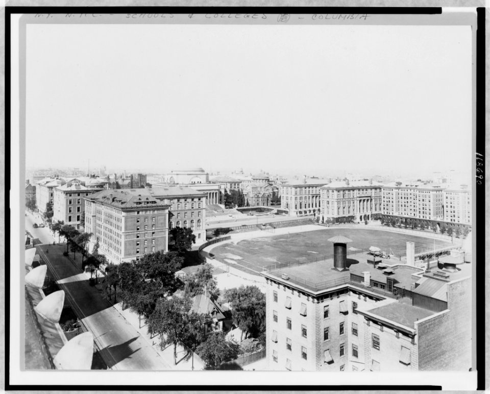 Bird's-eye view of Columbia University, New York City LCCN97506573