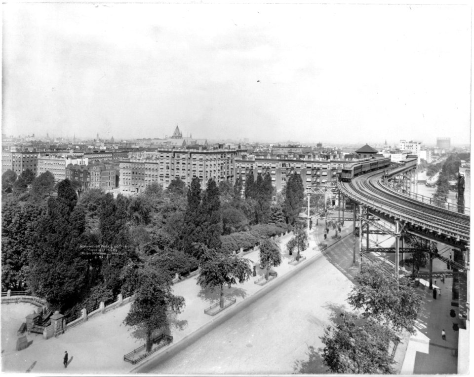Bird's-eye view of) Morningside Park & 110th St., N.Y.C LCCN2005685092