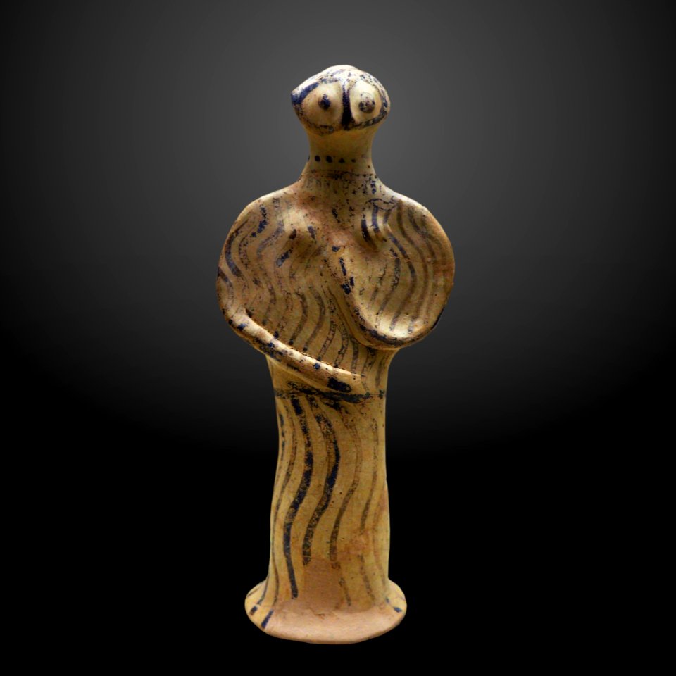 Bird-like feminine idole-MAHG 020278-P6130494-gradient