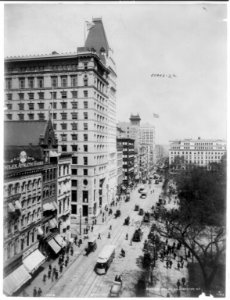 Birds-eye view of Broadway. N.Y.C. LCCN2007682429