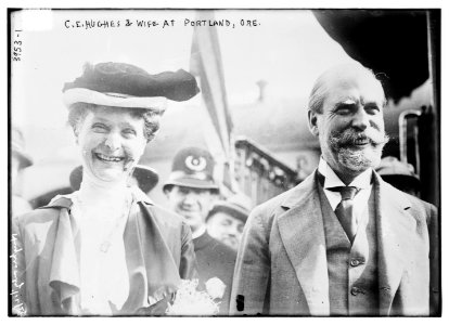 C.E. Hughes & wife at Portland, Ore. LCCN2014702500 photo
