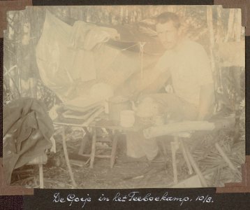 C.H. de Goeje in het Teeboekamp (10 Augustus)
