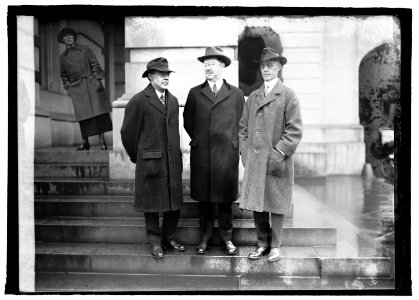 C.J. Hogan, Jno. Foley, P.S. Ridsdale, 1-7-21 LCCN2016844908