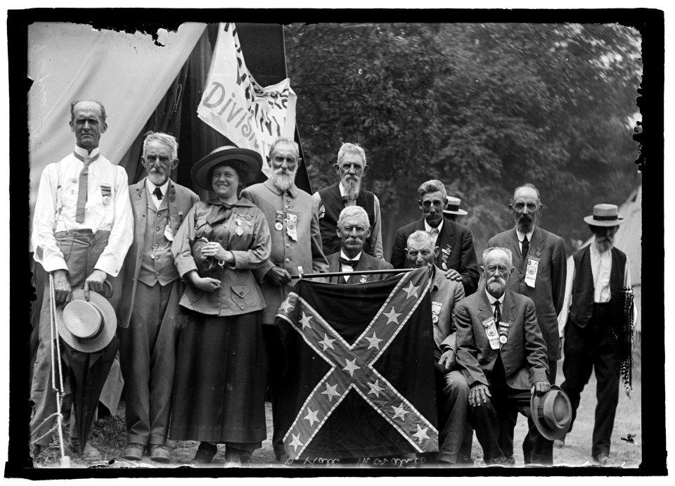 C.S.A. Veterans, Gettysburg, Pa., 1913 LCCN2016851265