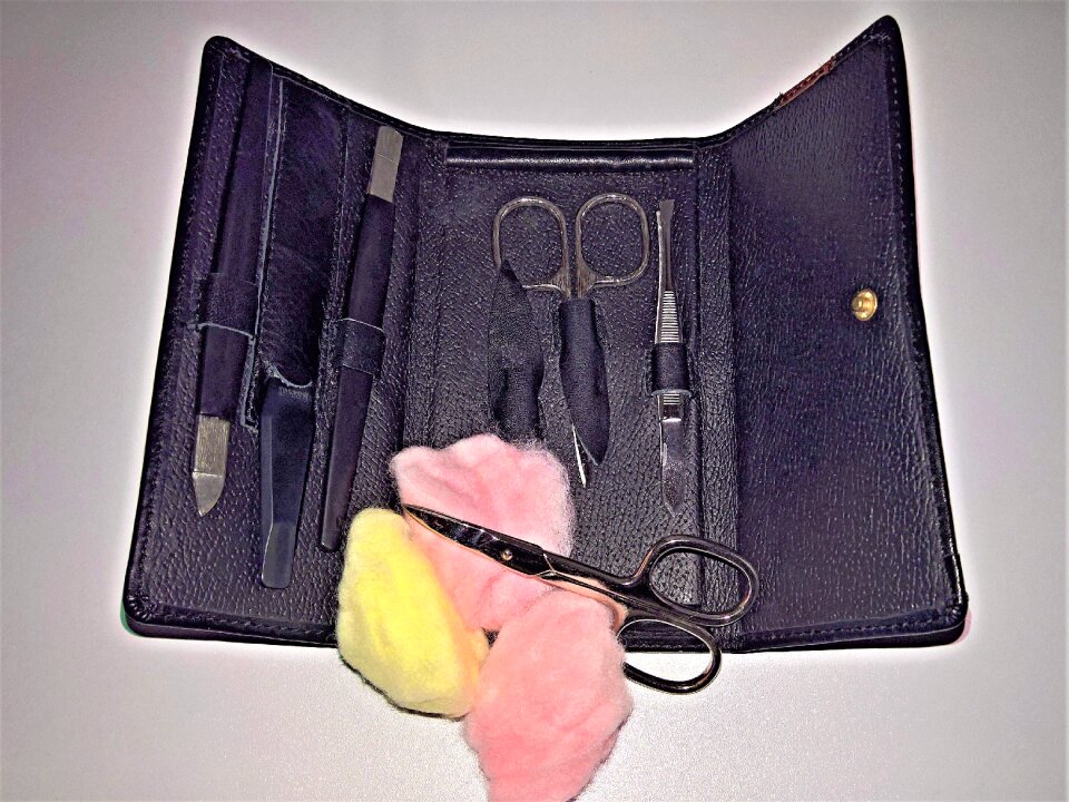 Leather case a variety of scissors file