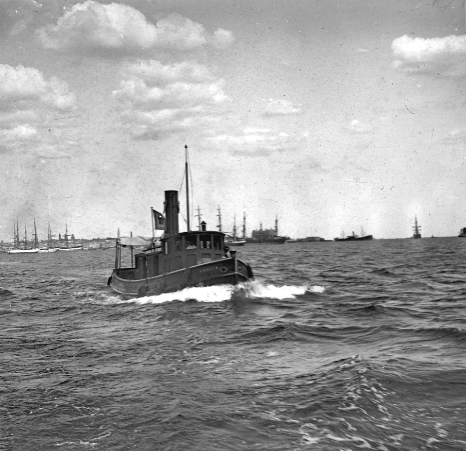 C23f222. Remolcador Ariel, Bahía