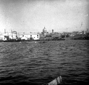C20f188.Regatas en la bahía
