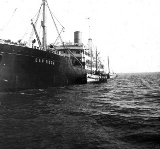 C23f225. Barco mercante Capitán Roca