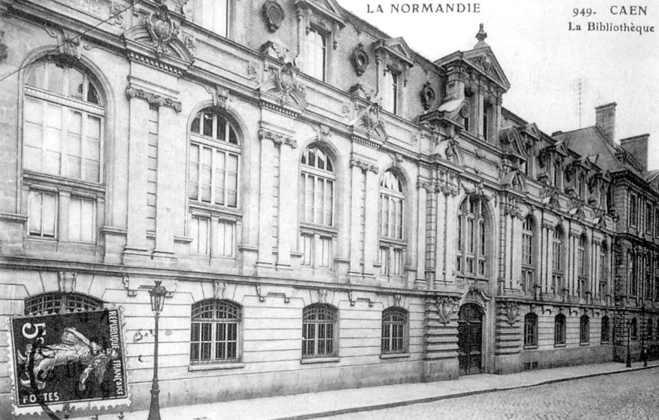 Caen - Rue Saint-Sauveur - Bibliotheque universitaire CPA 2