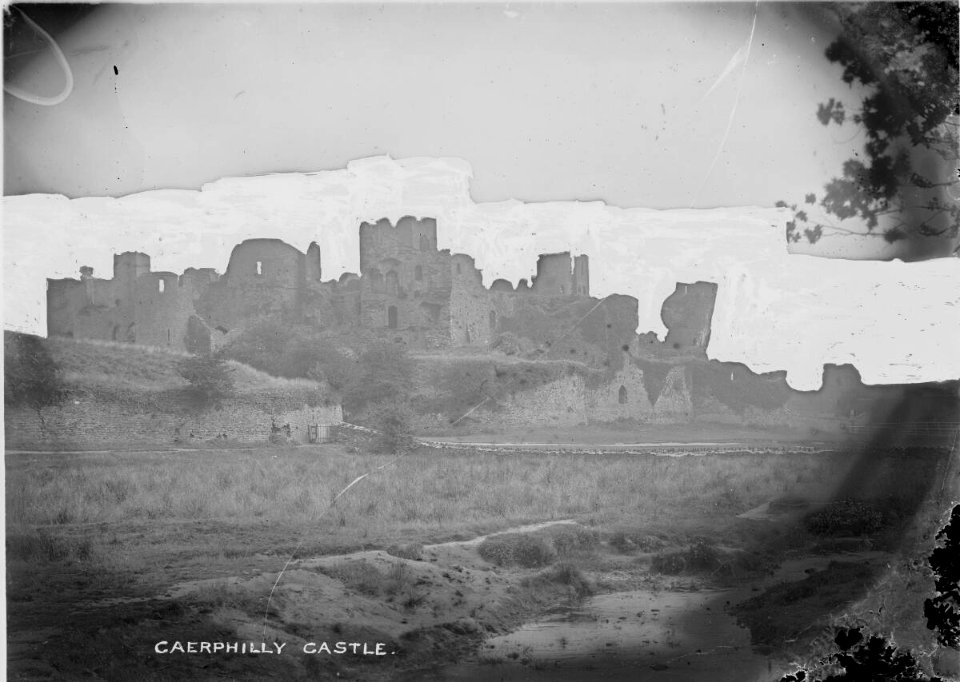 Caerphilly Castle (4641168)