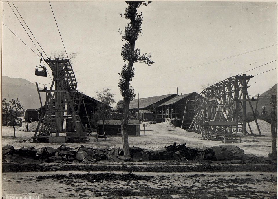Caldonazzo.Doppelstation mit Spannvorrichtung. (BildID 15643362)
