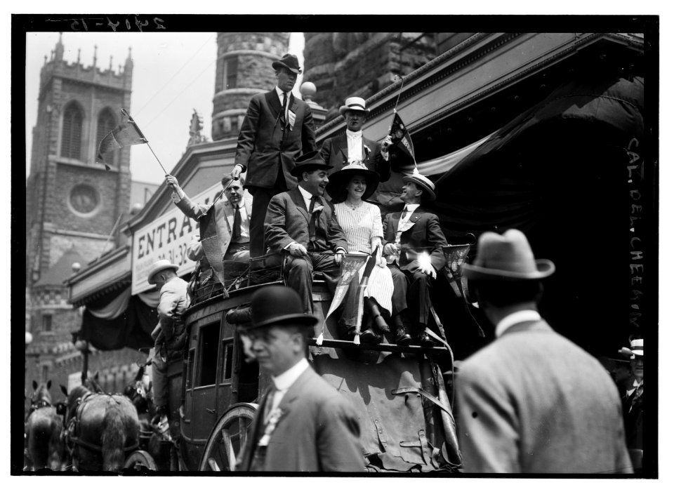 California delegates on stagecoach at the 1912 Republican National Convention held at the Chicago Coliseum, Chicago, Illinois, June 18-22, 1912 LCCN2014690527