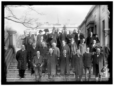 CALIFORNIANS AT WHITE HOUSE- FRONT ROW- SEC. HOUSTON, LEFT IN 4908 ONLY; SEN. PERKINS; SEN. WORK; SEC. DANIELS; SEC. WILSON; SEC. McADOO; SEC. BRYAN. 2ND ROW- REPS. BAKER; STEPHENS; KAHN; LCCN2016866169