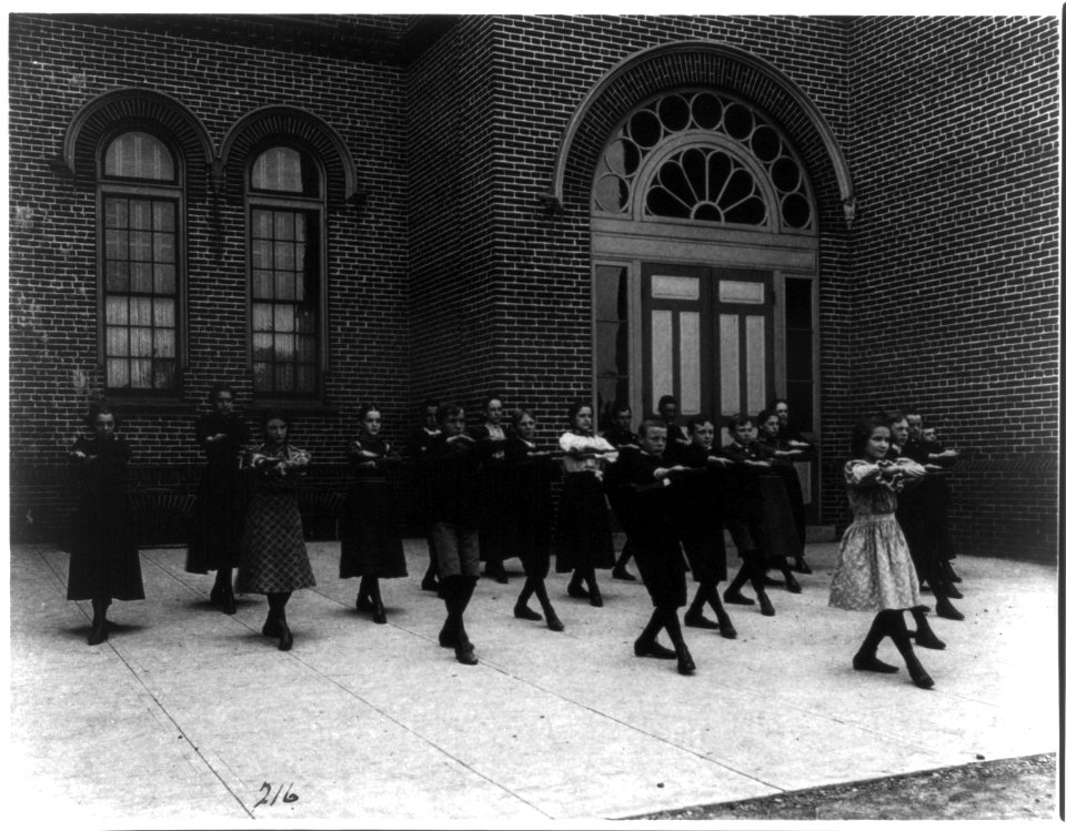 Calisthenics or dance class, outdoors, 3rd Division LCCN2001703613